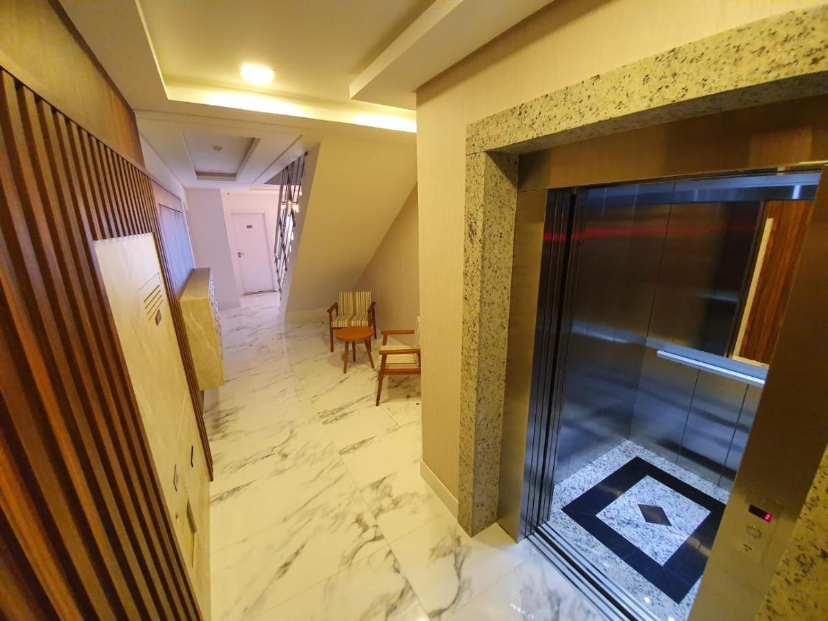 Apto Na De Palmas, Proximo Ao Mar, Climatizado E Com Piscina Apartment *