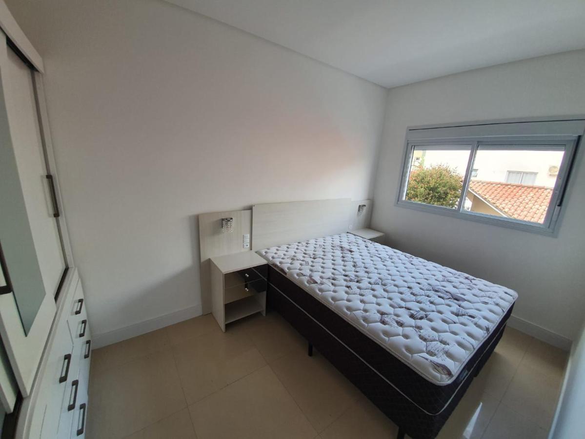 Apartment Apto Na De Palmas, Proximo Ao Mar, Climatizado E Com Piscina